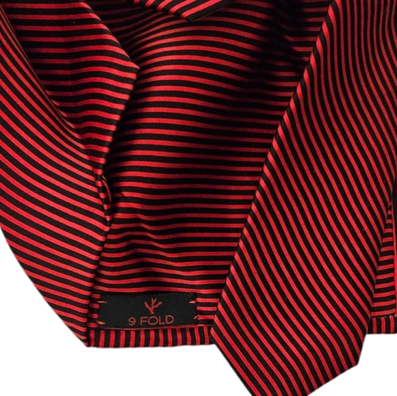 ISAIA NINEFOLD 9FOLD RARE Black/Red Striped LUXURY Tie HANDMADE ITALY - Picture 6 of 7